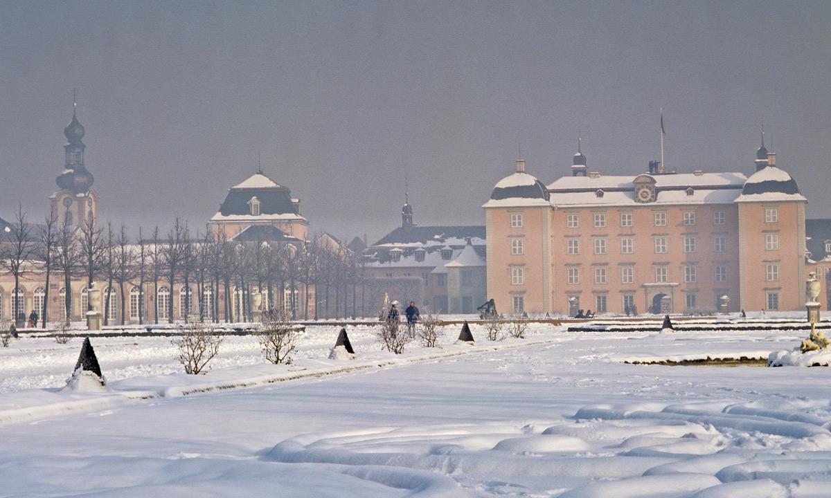 Schloss und Schlossgarten Schwetzingen im Winter; Foto: Staatliche Schlösser und Gärten Baden-Württemberg, Arnim Weischer Schloss und Schlossgarten Schwetzingen im Winter; Foto: Staatliche Schlösser und Gärten Baden-Württemberg, Arnim Weischer